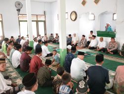 Ramadan Berbagi di Tambora, Bupati dan Wakil Bupati Bima Serahkan Bantuan untuk Masyarakat