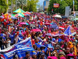 Spektakuler! Pawai Rimpu 2026 Dihadiri 86 Ribu Peserta di Kota Bima